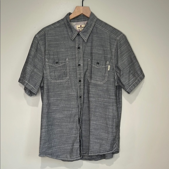Woolrich Gray Casual Button Down Shirt with Collared Neckline Mens Large - Picture 1 of 7